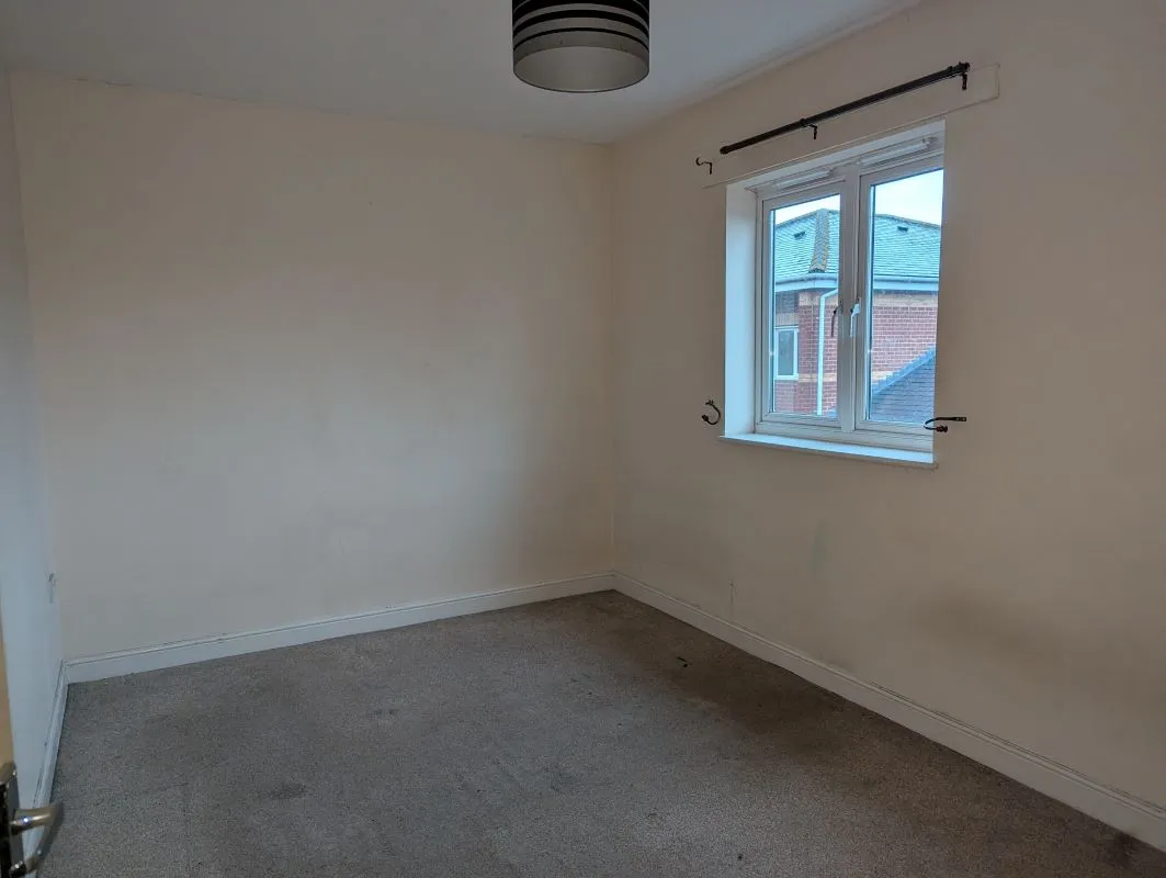 73 Bristol Road, Gloucester, Gloucestershire, GL2 4NE - Online Auctions