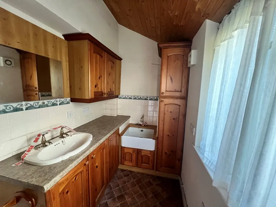 Property for Auction in South West - 30 South Street, Hatherleigh, Okehampton, Devon EX20 3JB