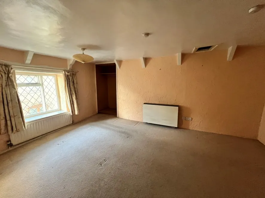 Property for Auction in South West - 30 South Street, Hatherleigh, Okehampton, Devon EX20 3JB