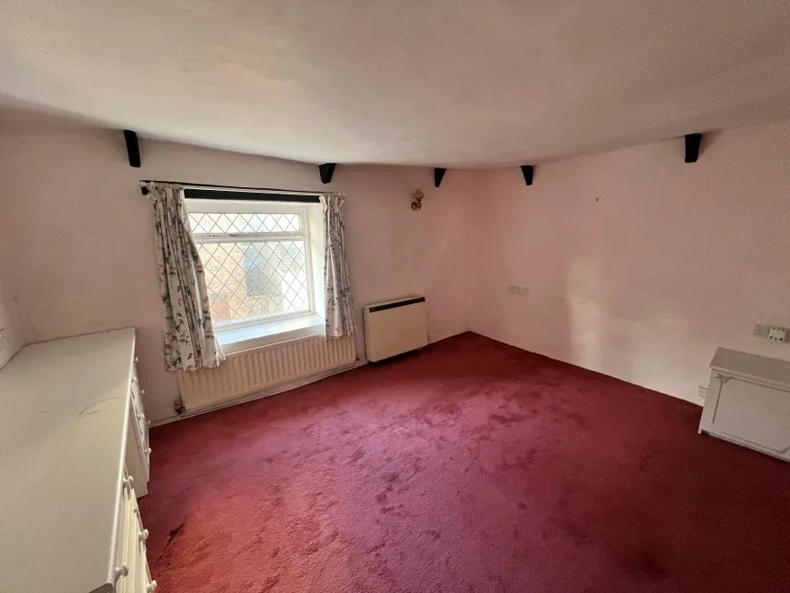 Property for Auction in South West - 30 South Street, Hatherleigh, Okehampton, Devon EX20 3JB