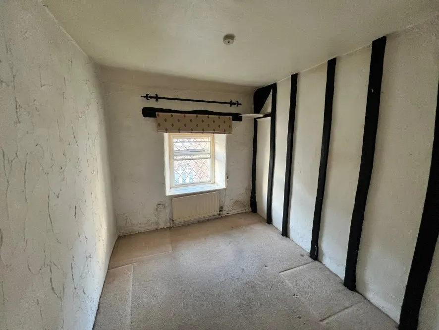 Property for Auction in South West - 30 South Street, Hatherleigh, Okehampton, Devon EX20 3JB