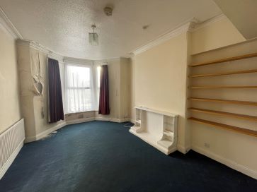 Property for Auction in South West - Ground Floor Flat, 4 Hyde Park Road, Plymouth, Devon PL3 4RJ