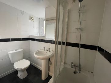 Property for Auction in South West - Ground Floor Flat, 4 Hyde Park Road, Plymouth, Devon PL3 4RJ