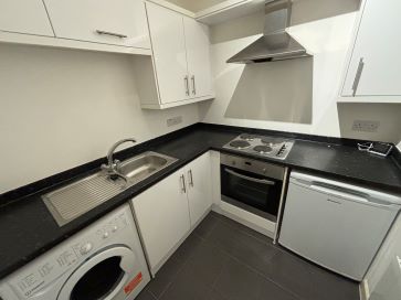 Property for Auction in South West - Flat 18, Midland Heights, 51 Norwich Avenue West, Bournemouth BH2 6AJ