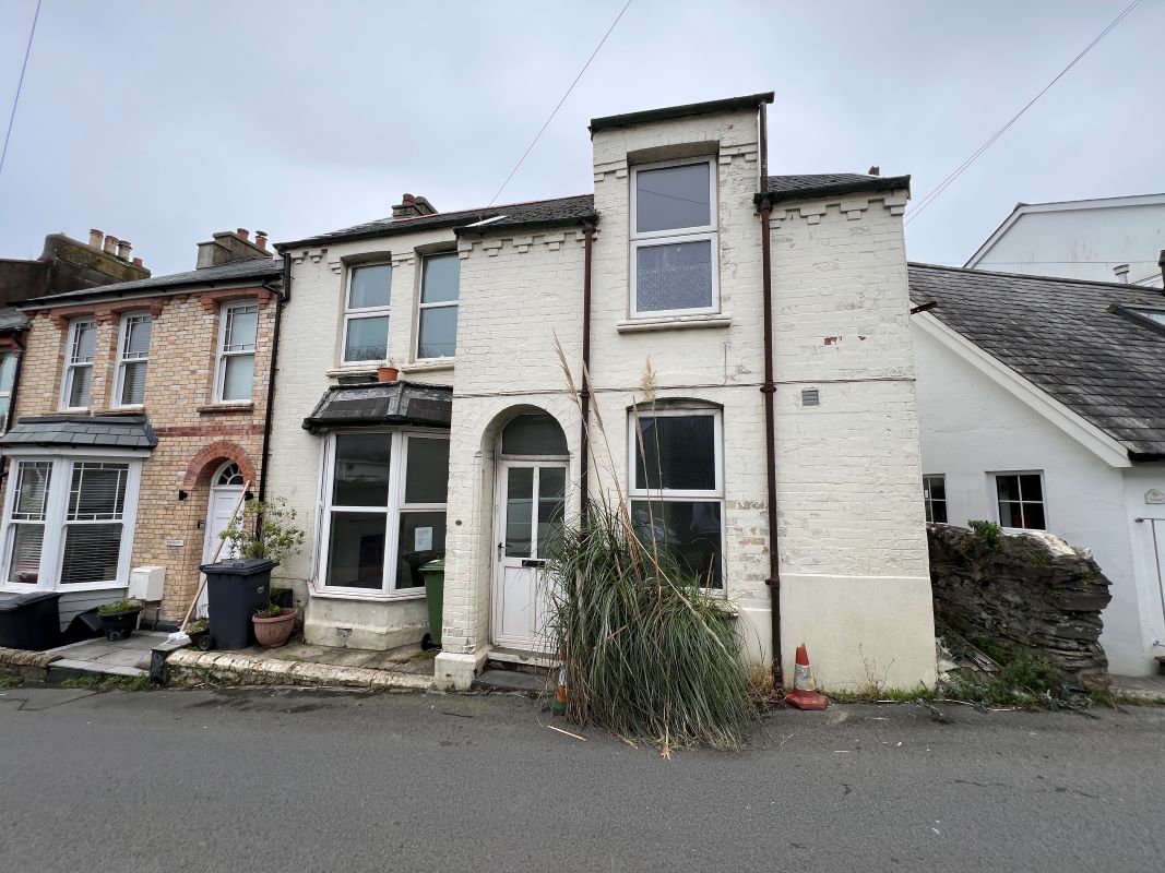 Station Road, Ilfracombe, Devon, EX34 8DE - Online Auctions