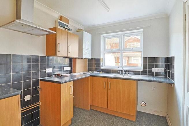 Eastleigh, Hampshire, SO50 5AE - Online Auctions
