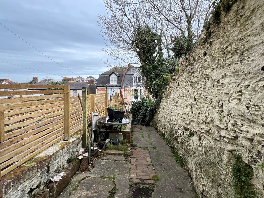 Ilfracombe, Devon, EX34 8DE - Online Auctions