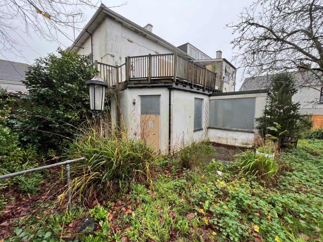 Penare Court, Penare Gardens, Penzance, Cornwall, TR18 2AR - Online Auctions
