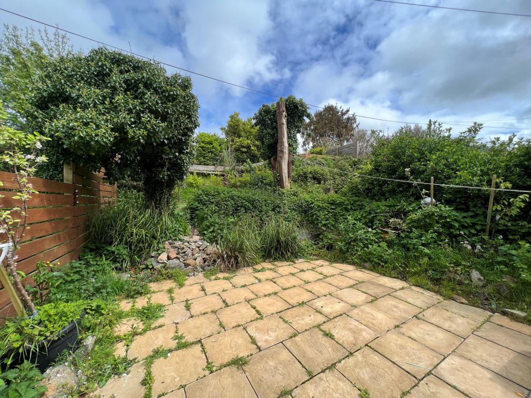 Redruth, Cornwall, TR15 2HA - Online Auctions