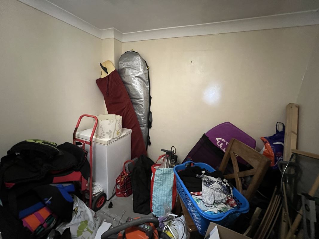 Redruth, Cornwall, TR15 2HA - Online Auctions