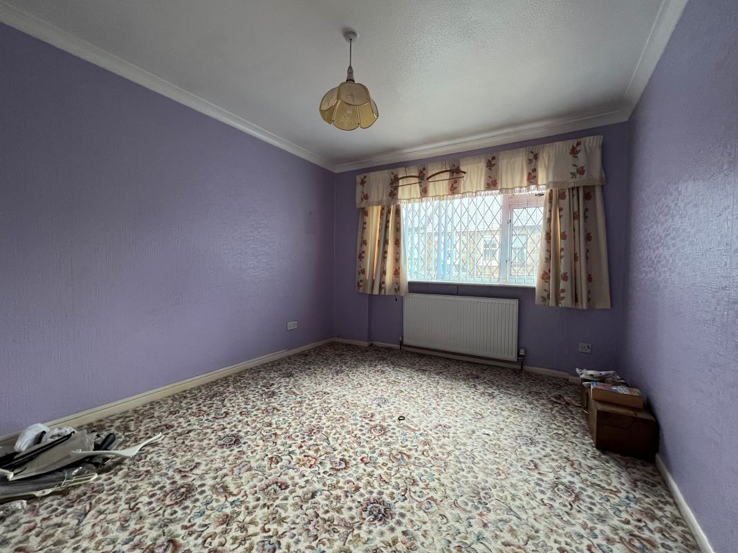 Redruth, Cornwall, TR15 2HF - Online Auctions