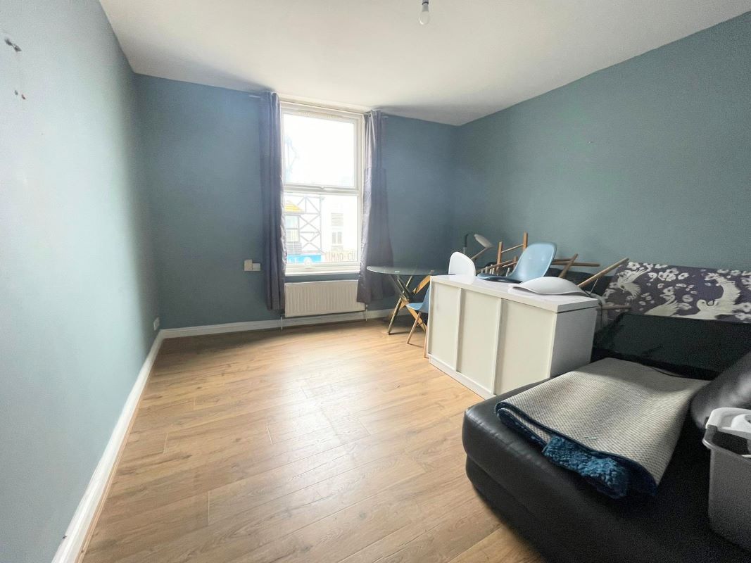 The Triangle, Bournemouth, Dorset, BH2 5SE - Online Auctions