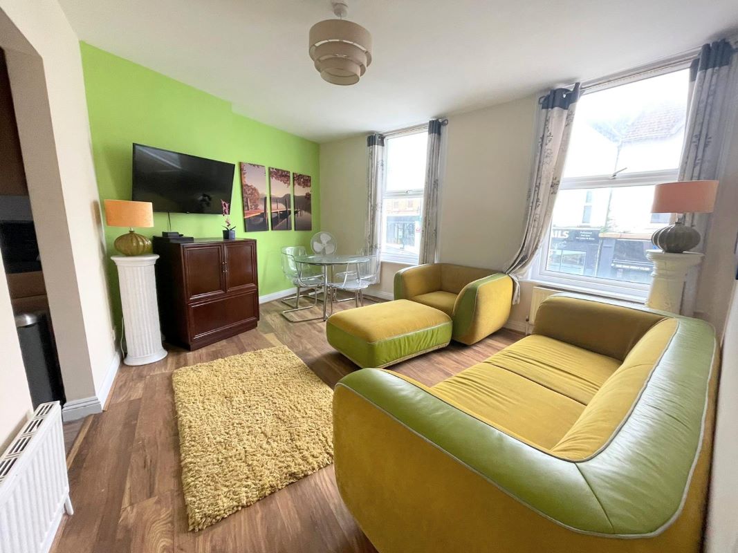 The Triangle, Bournemouth, Dorset, BH2 5SE - Online Auctions