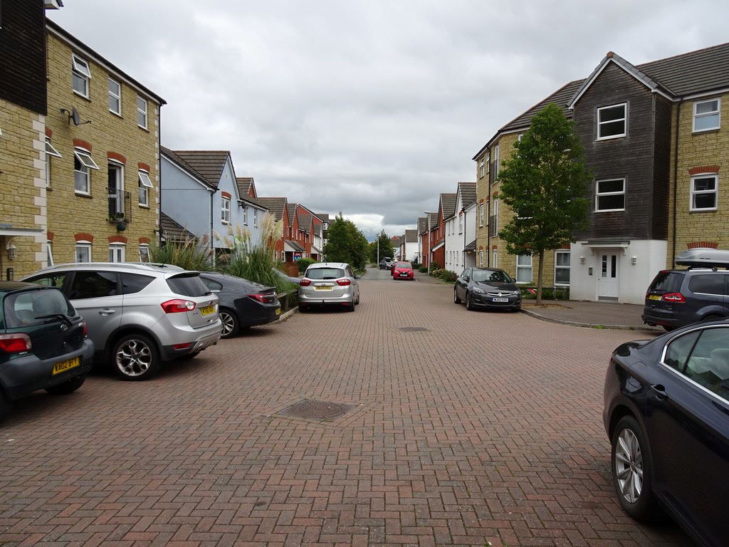 Chaucer Grove, Exeter, Devon, EX4 7BX - Online Auctions