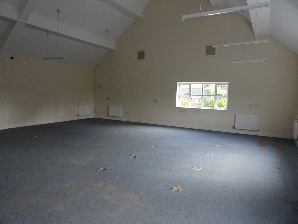 Chaucer Grove, Exeter, Devon, EX4 7BX - Online Auctions