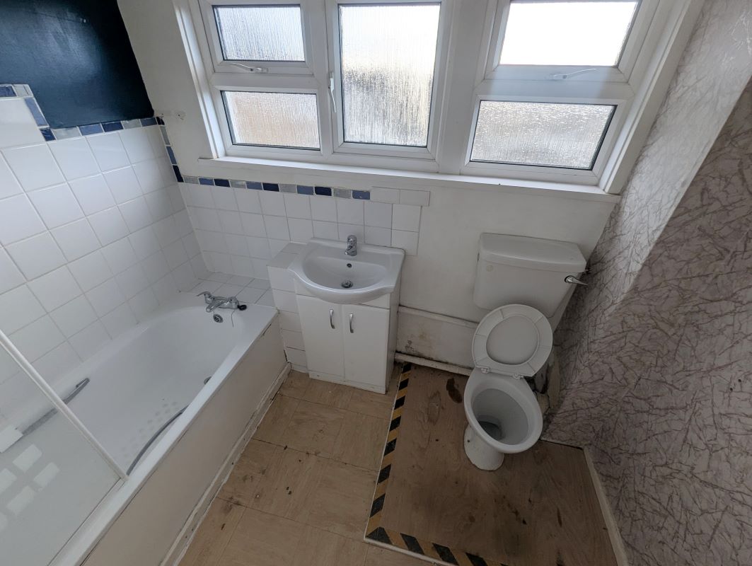 Yeovil, Somerset, BA21 5PJ - Online Auctions