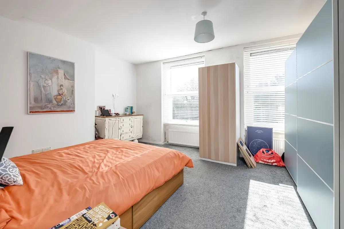 5 Nelson Gardens, Plymouth, Devon, PL1 5RH - Online Auctions