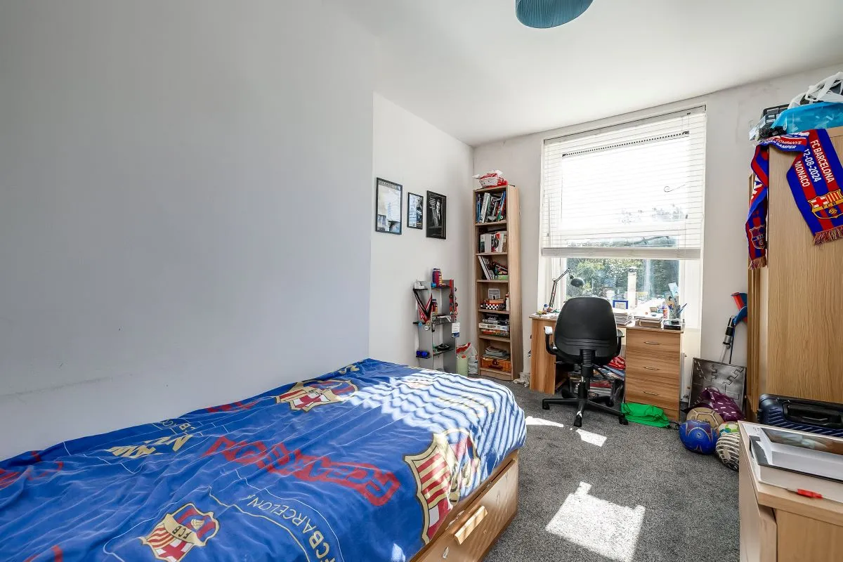 5 Nelson Gardens, Plymouth, Devon, PL1 5RH - Online Auctions