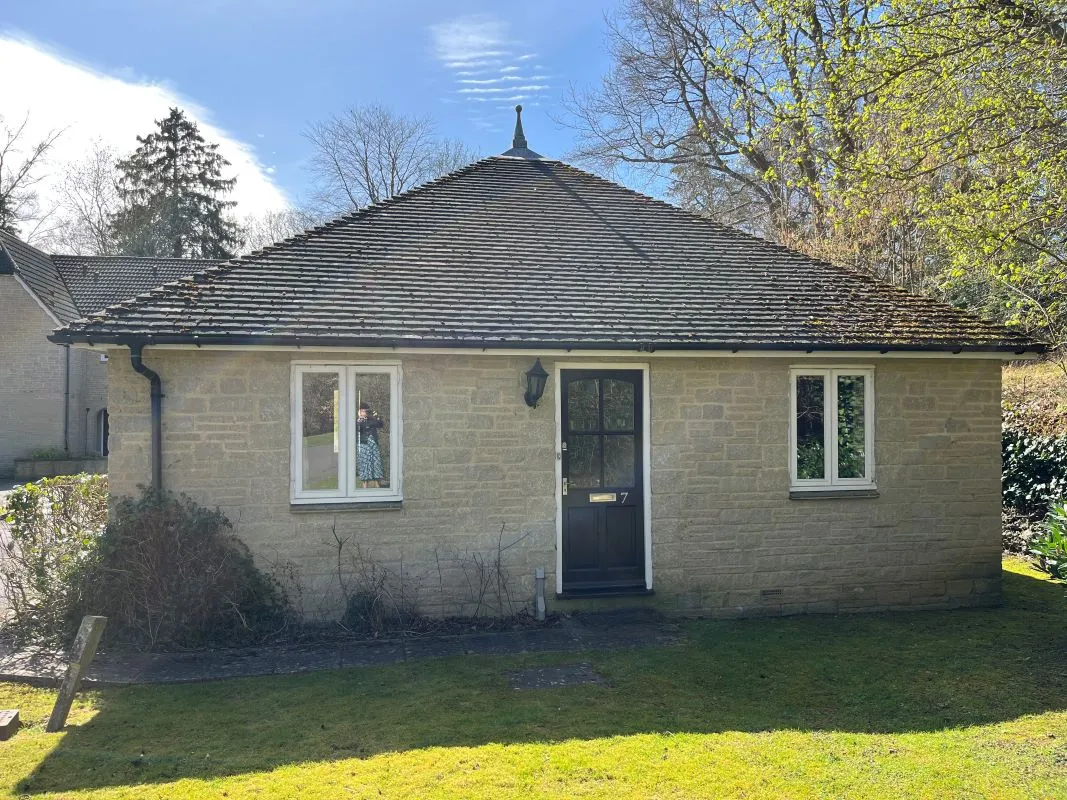Headington, Oxford, Oxfordshire, OX3 8SS - Online Auctions