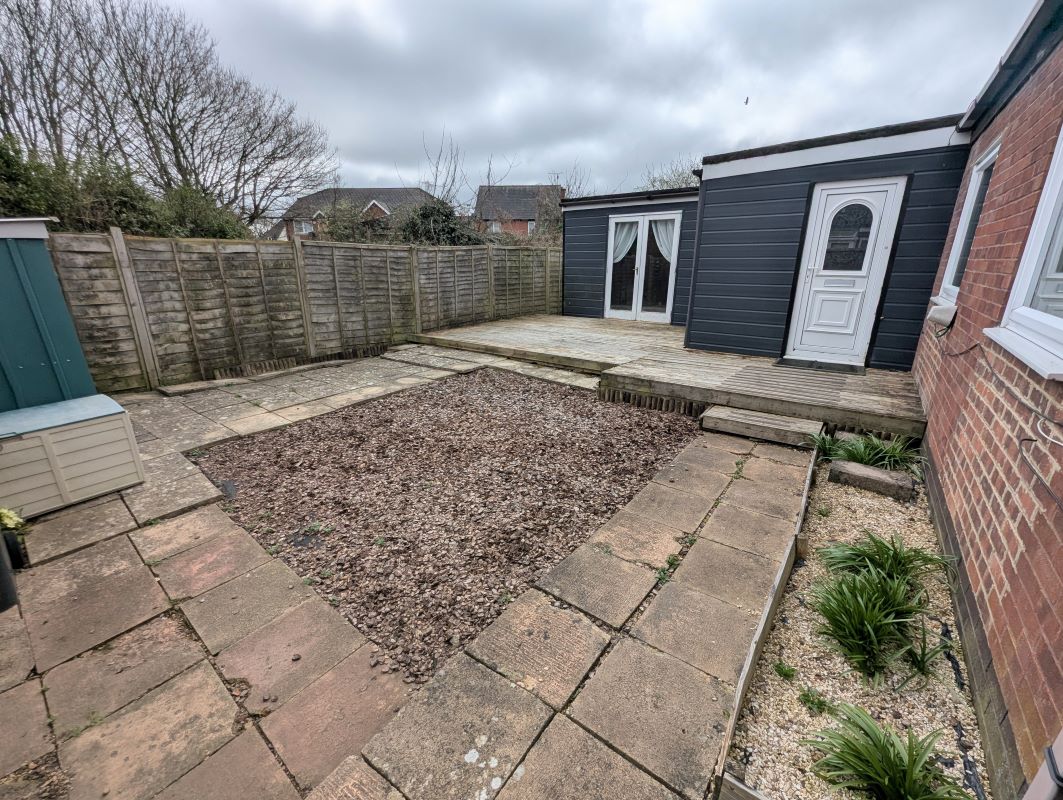 Cirencester, Gloucestershire, GL7 1HH - Online Auctions