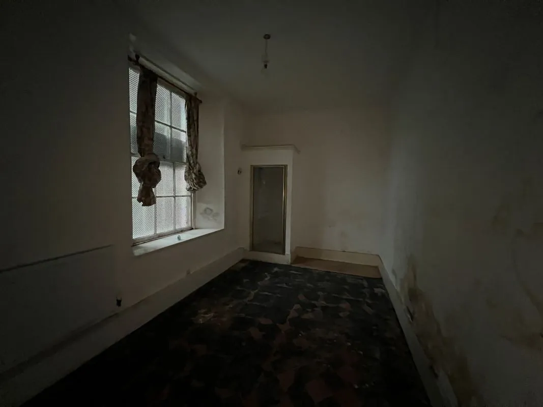 Penare Gardens, Penzance, Cornwall, TR18 2AR - Online Auctions