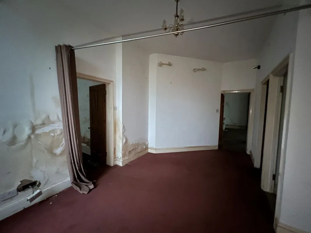 Penare Gardens, Penzance, Cornwall, TR18 2AR - Online Auctions
