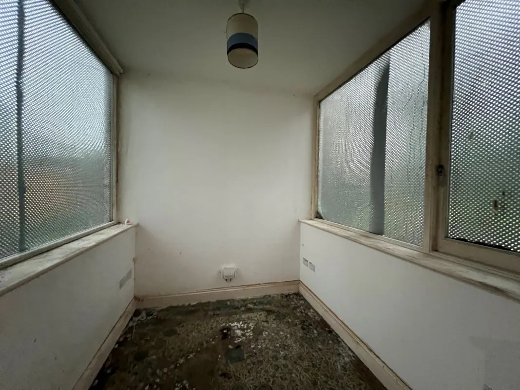 Penare Gardens, Penzance, Cornwall, TR18 2AR - Online Auctions