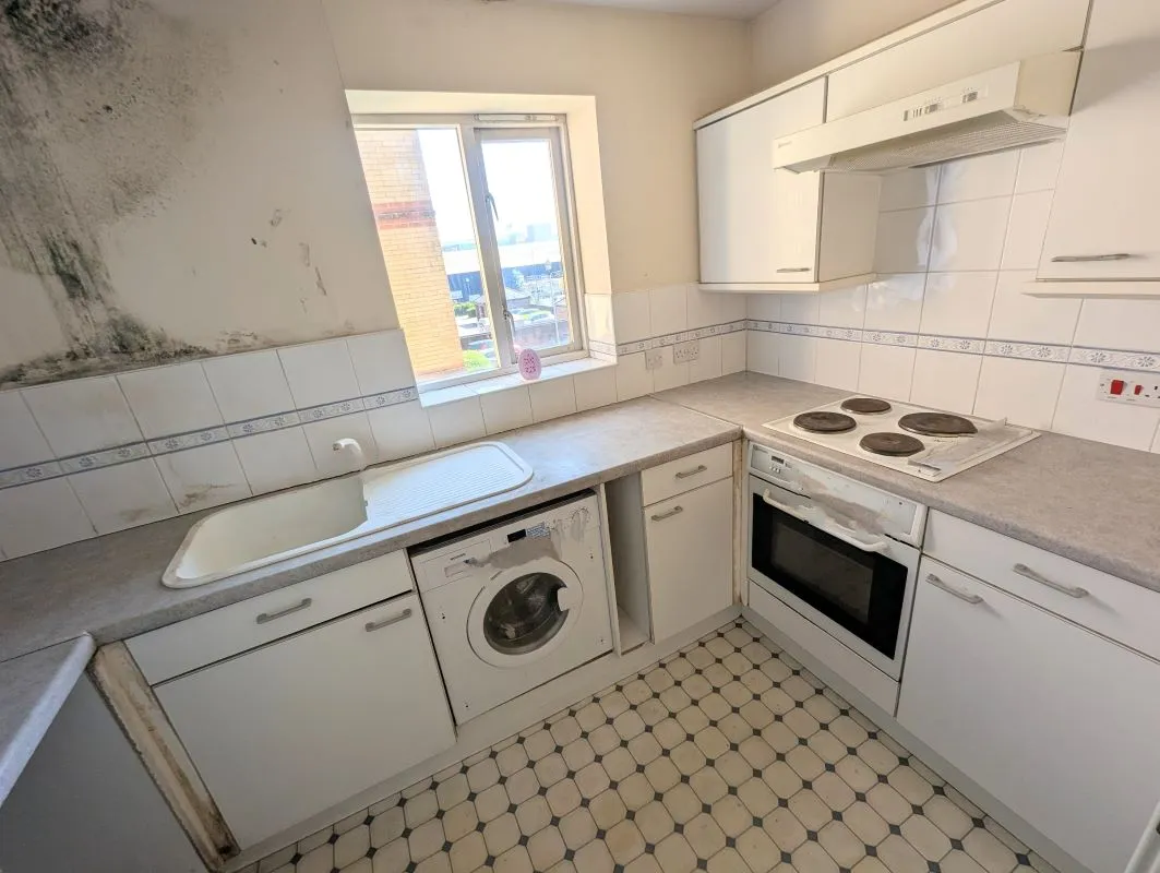 Somerset Street, Bristol, Avon, BS1 6DD - Online Auctions