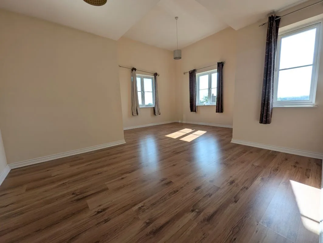 1 Melusine Road, Swindon, Wiltshire, SN3 4EP - Online Auctions
