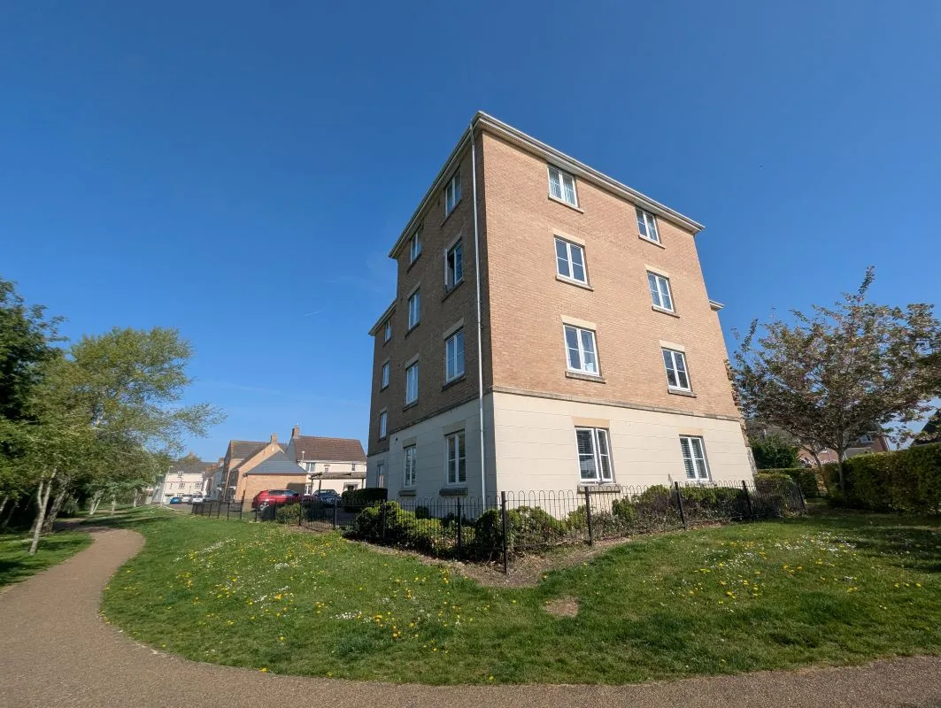 1 Melusine Road, Swindon, Wiltshire, SN3 4EP - Online Auctions