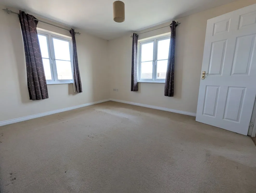 1 Melusine Road, Swindon, Wiltshire, SN3 4EP - Online Auctions