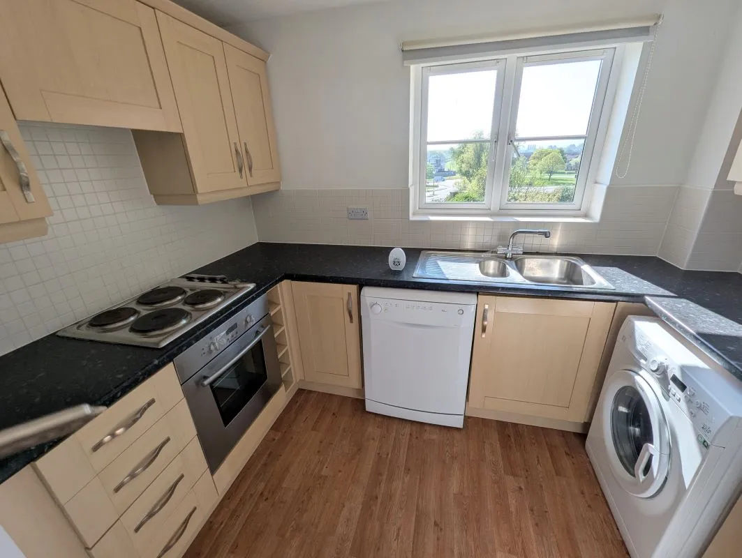 1 Melusine Road, Swindon, Wiltshire, SN3 4EP - Online Auctions