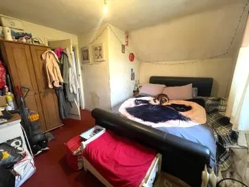 Property for Auction in South West - Thatched Cottage, Treninnick, Newquay, Cornwall TR7 2LQ