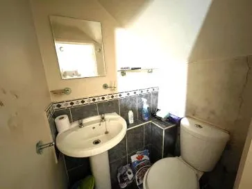 Property for Auction in South West - Thatched Cottage, Treninnick, Newquay, Cornwall TR7 2LQ