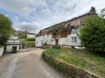 Property for Auction in South West - Thatched Cottage, Treninnick, Newquay, Cornwall TR7 2LQ