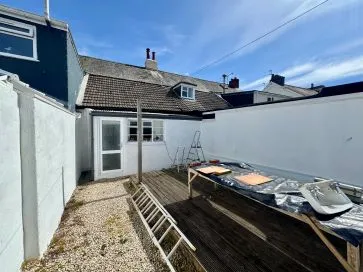 Property for Auction in South West - Sunray, The Strand, Starcross, Exeter, Devon EX6 8PA