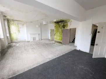 Property for Auction in South West - 3 Weymouth Street, Warminster, Wiltshire BA12 9NP