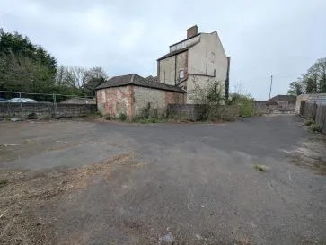 Property for Auction in South West - 3 Weymouth Street, Warminster, Wiltshire BA12 9NP