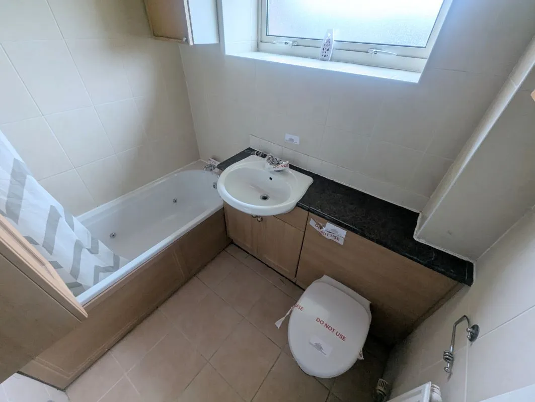 Yate, Bristol, Avon, BS37 4LQ - Online Auctions