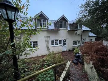 Property for Auction in South West - Snodwell Farm and Snodwell Farmhouse, Post Lane, Cotleigh, Honiton, Devon EX14 9HZ