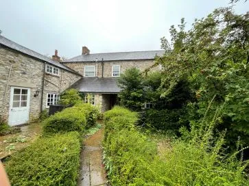 Property for Auction in South West - Snodwell Farm and Snodwell Farmhouse, Post Lane, Cotleigh, Honiton, Devon EX14 9HZ