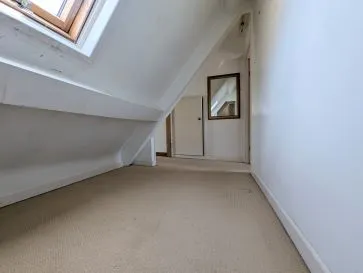 Property for Auction in South West - Flat 7, 21 The Causeway, Chippenham, Wiltshire SN15 3DB