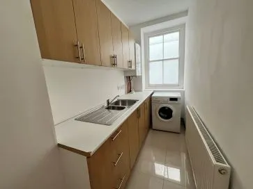 Property for Auction in South West - Flat 2, 5 Nelson Gardens, Plymouth, Devon PL1 5RH
