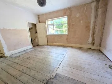 Property for Auction in South West - 17 Eastland Road, Yeovil, Somerset BA21 4EU