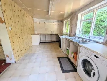 Property for Auction in South West - 17 Eastland Road, Yeovil, Somerset BA21 4EU