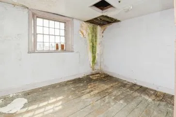 Property for Auction in South West - 3 Weymouth Street, Warminster, Wiltshire BA12 9NP