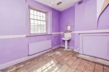 Property for Auction in South West - 3 Weymouth Street, Warminster, Wiltshire BA12 9NP