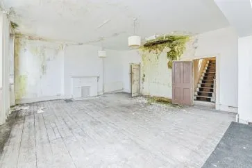 Property for Auction in South West - 3 Weymouth Street, Warminster, Wiltshire BA12 9NP