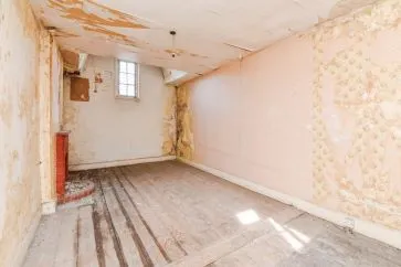 Property for Auction in South West - 3 Weymouth Street, Warminster, Wiltshire BA12 9NP