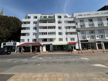 Property for Auction in South West - Flat 23, Hampshire Court, Bourne Avenue, Bournemouth, Dorset BH2 6DW